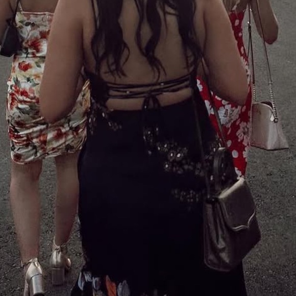 Urban Outfitters Black Floral Dress - Picture 2 of 4